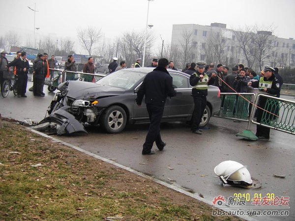 南京江宁最新车祸报道