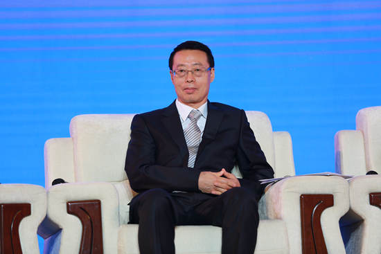 董晓卿牧师最新资讯，变化中的学习之旅，自信与成就感的源泉，揭示最新动态与成就。
