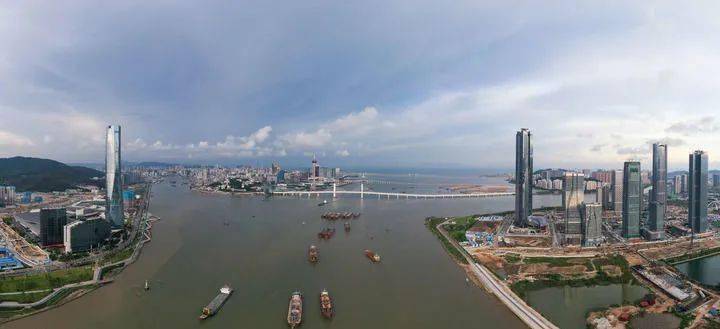 龙港新闻深度解析，多维度视角下的城市发展最新动态